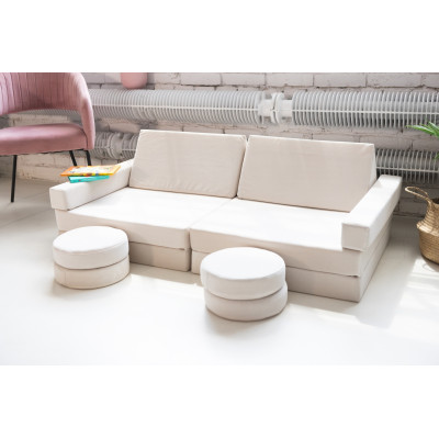 Wielofunkcyjna sofa modułowa dla dziecka i klocki piankowe w jednym